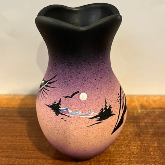Navajo Native American Hand Painted Purple Pottery Vase Artist Signed - Picture 2 of 7
